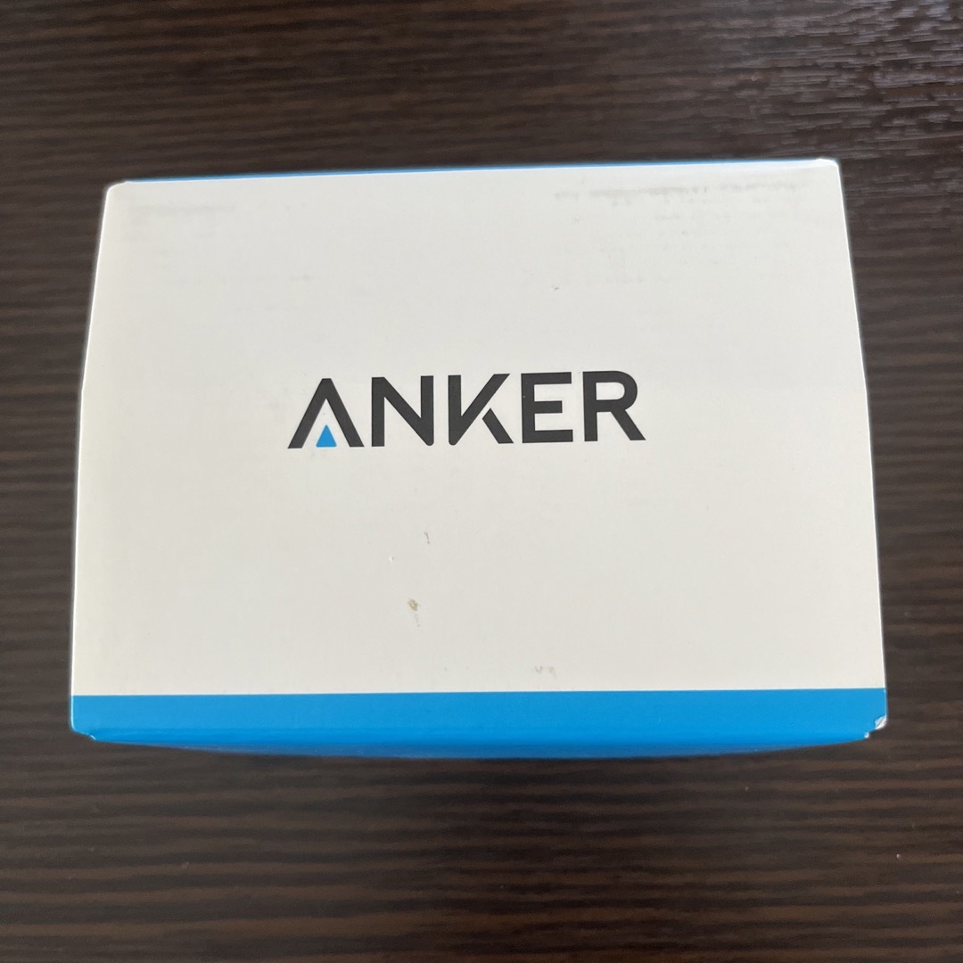 Anker(アンカー)のAnker PowerCore 13000 2ポート モバイルバッテリー スマホ/家電/カメラのスマートフォン/携帯電話(バッテリー/充電器)の商品写真