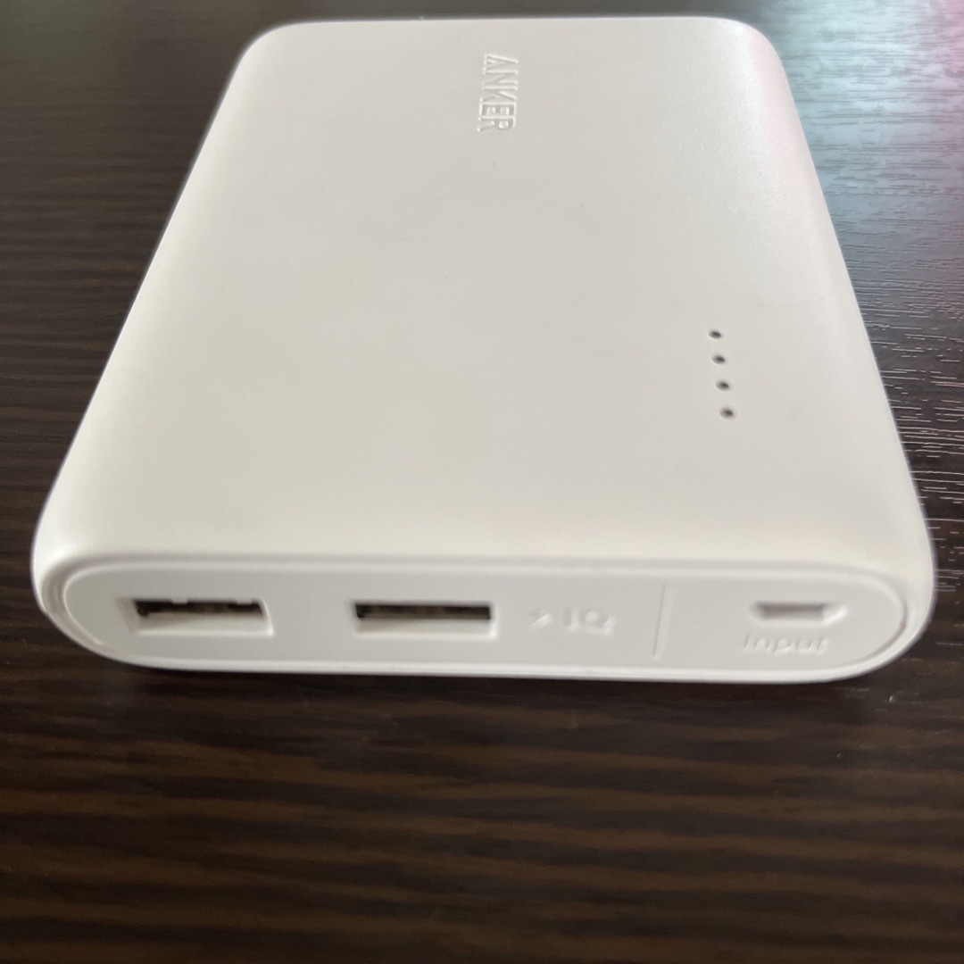 Anker(アンカー)のAnker PowerCore 13000 2ポート モバイルバッテリー スマホ/家電/カメラのスマートフォン/携帯電話(バッテリー/充電器)の商品写真