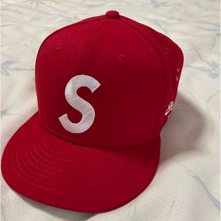 シュプリーム(Supreme)のSupreme Characters S Logo New Era "Red"(キャップ)