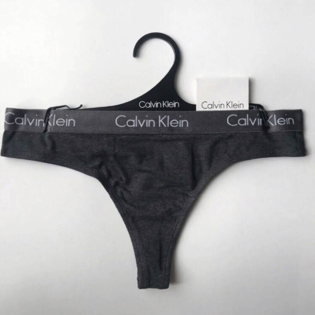 Calvin Klein(カルバンクライン)のレア 新品 下着 USA カルバンクライン ブラ Tショーツ チャコール S レディースの下着/アンダーウェア(ブラ&ショーツセット)の商品写真