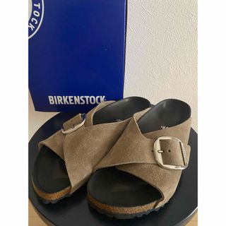 ビルケンシュトック(BIRKENSTOCK)の【新品】ビルケンシュトック　アローサ　ビックバックル　サンダル　43(サンダル)