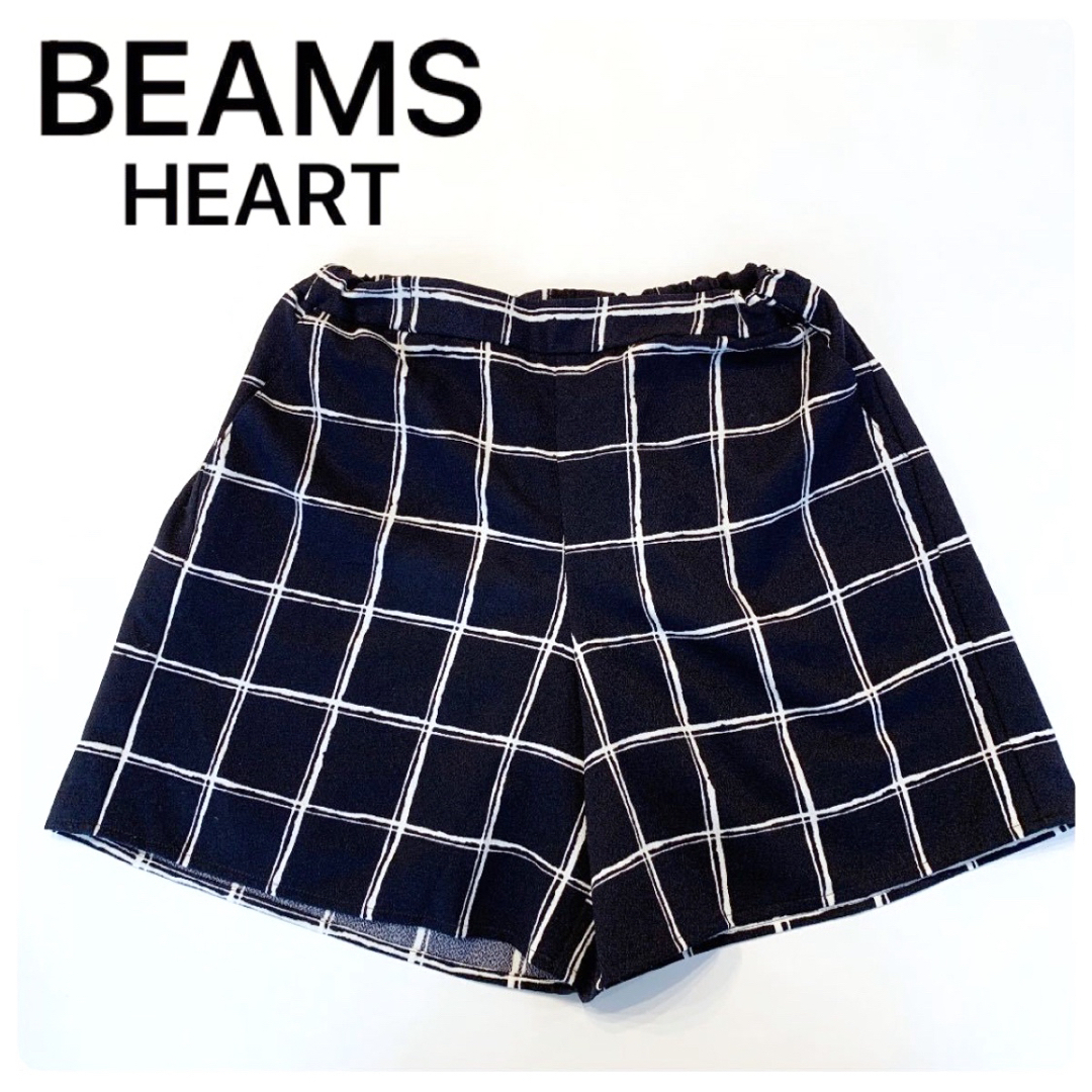 BEAMS(ビームス)のビームスハート　BEAMS HEART ショートパンツ　チェック柄　ネイビー レディースのパンツ(ショートパンツ)の商品写真