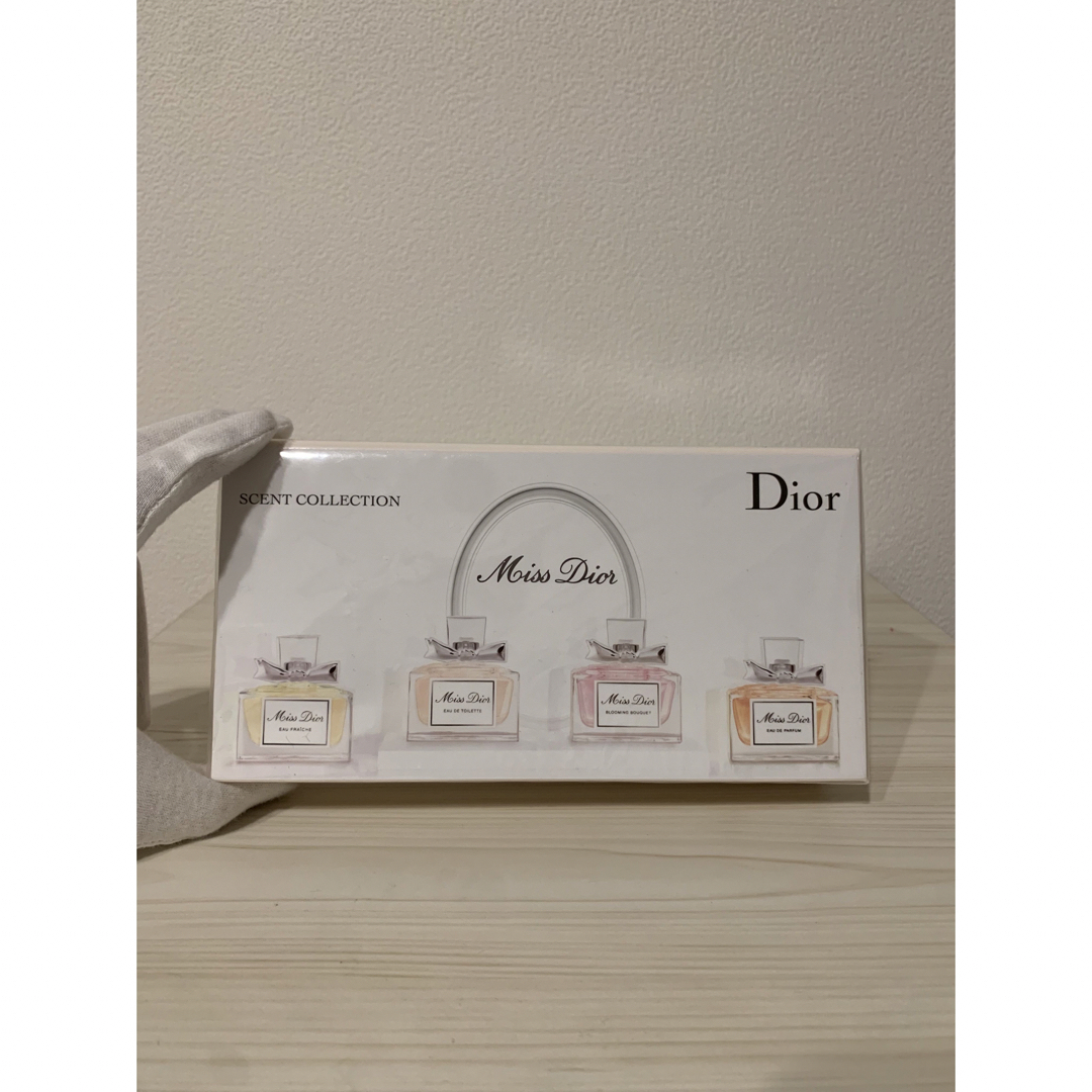 Dior  scent collection