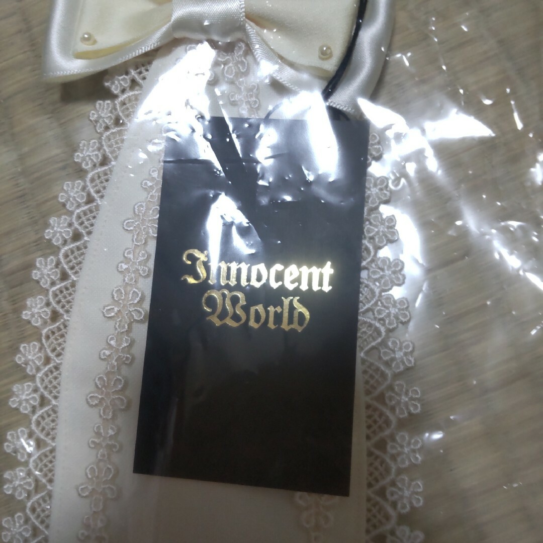 Innocent World(イノセントワールド)の新品　未使用　InnocentWould　ヘッドドレス（白） レディースのヘアアクセサリー(その他)の商品写真