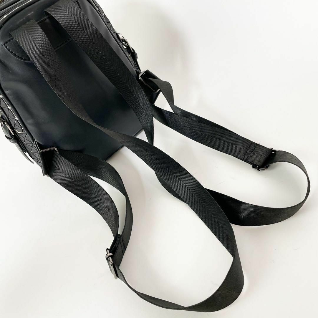 BaoBaoIsseyMiyake(バオバオイッセイミヤケ)の《未使用級》希少デザイン BAOBAO ISSEY MIYAKE レザーリュック メンズのバッグ(バッグパック/リュック)の商品写真