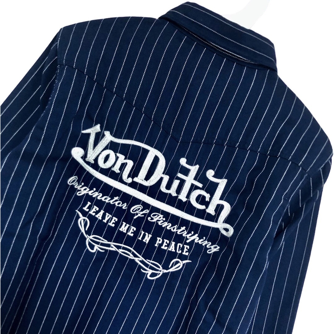 Von Dutch(ボンダッチ)の【未使用】Von Dutch  ロゴ刺繍ワークシャツ メンズのトップス(シャツ)の商品写真