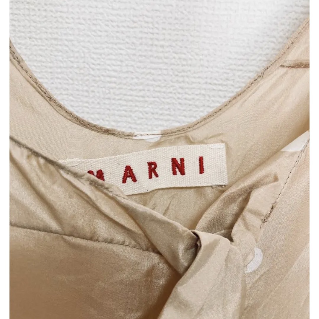 Marni(マルニ)のMARNI  マルニ　アーツアンドサイエンス  レディースのトップス(キャミソール)の商品写真