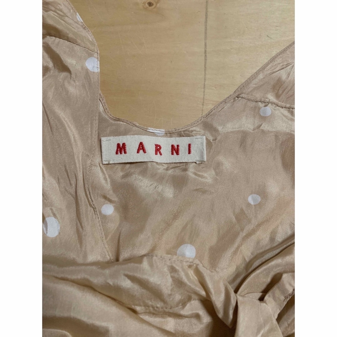 Marni(マルニ)のMARNI  マルニ　アーツアンドサイエンス  レディースのトップス(キャミソール)の商品写真