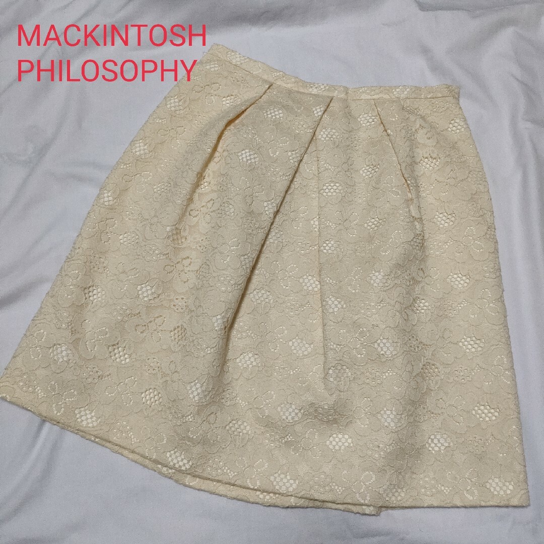 MACKINTOSH PHILOSOPHY(マッキントッシュフィロソフィー)のMACKINTOSH PHILOSOPHY  花柄　スカート レディースのスカート(ひざ丈スカート)の商品写真