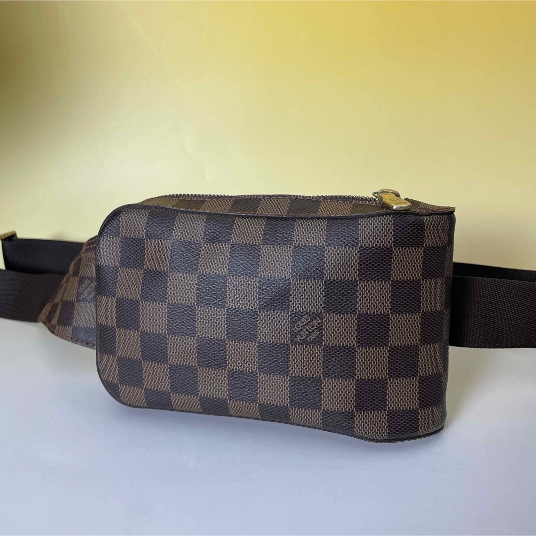 Louis Vuitton 新型 美品 ダミエ ジェロニモス ボディバッグ