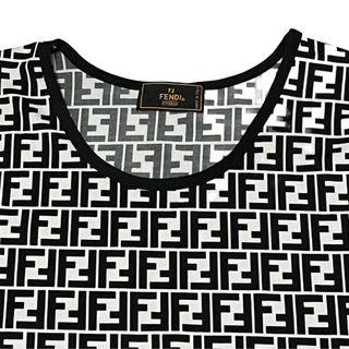 FENDI フェンディ M ズッキーノ　ズッカ　ロゴ　 Tシャツ 半袖トップス