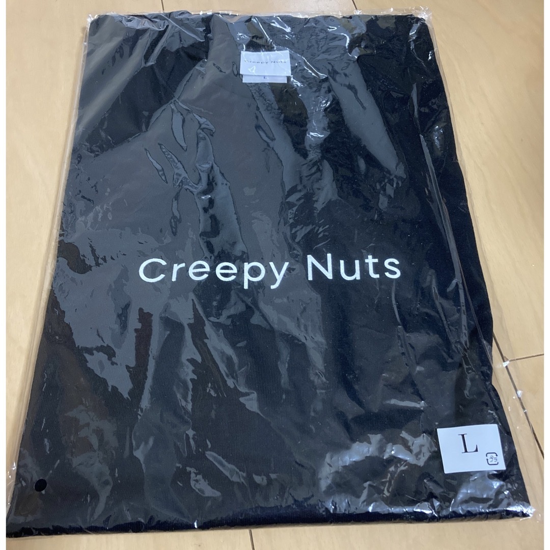 Creepy Nuts new ロゴ　Tシャツ　black ブラック　黒 メンズのトップス(Tシャツ/カットソー(半袖/袖なし))の商品写真