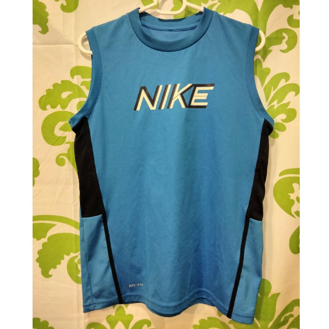 NIKE(ナイキ)のzakaman様専用未使用NIKEトレーニングシャツ メンズのトップス(Tシャツ/カットソー(半袖/袖なし))の商品写真