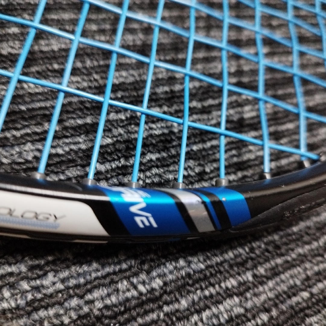 Babolat(バボラ)のバボラット　ピュアドライブ　テニスラケット スポーツ/アウトドアのテニス(ラケット)の商品写真