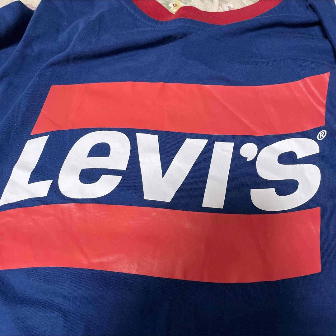 Levi's(リーバイス)の値下げしました　新品　リーバイス　半袖Tシャツ　L レディースのトップス(Tシャツ(半袖/袖なし))の商品写真
