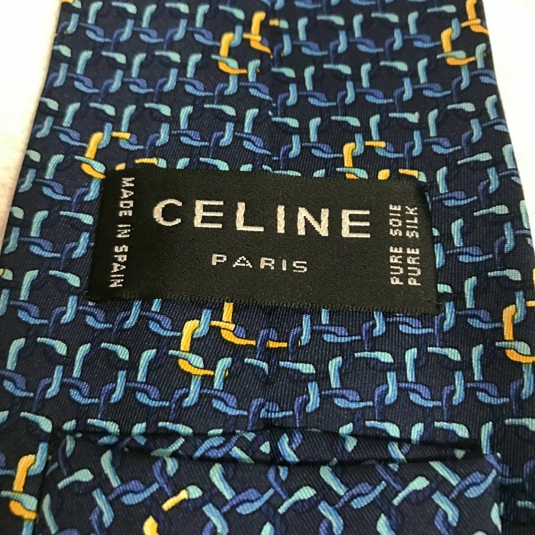 celine(セリーヌ)の美品✨高級ネクタイ✨ セリーヌ チェーン柄 総柄 シルク100% 紺×青×黄 メンズのファッション小物(ネクタイ)の商品写真