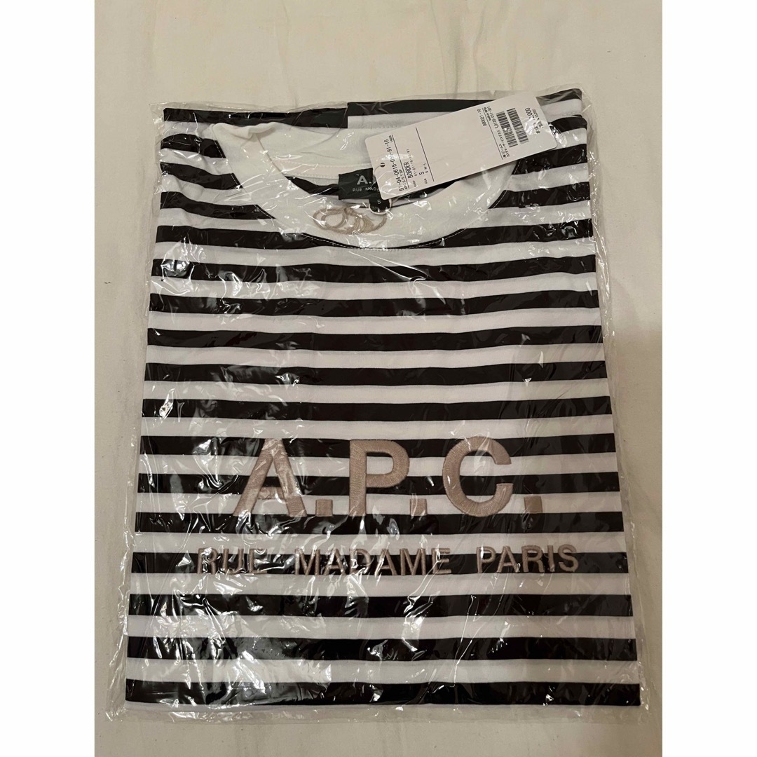 A.P.C(アーペーセー)のA.P.C. × BEAMS LIGHTS 別注 RUE MADAME Tシャツ レディースのトップス(Tシャツ(半袖/袖なし))の商品写真