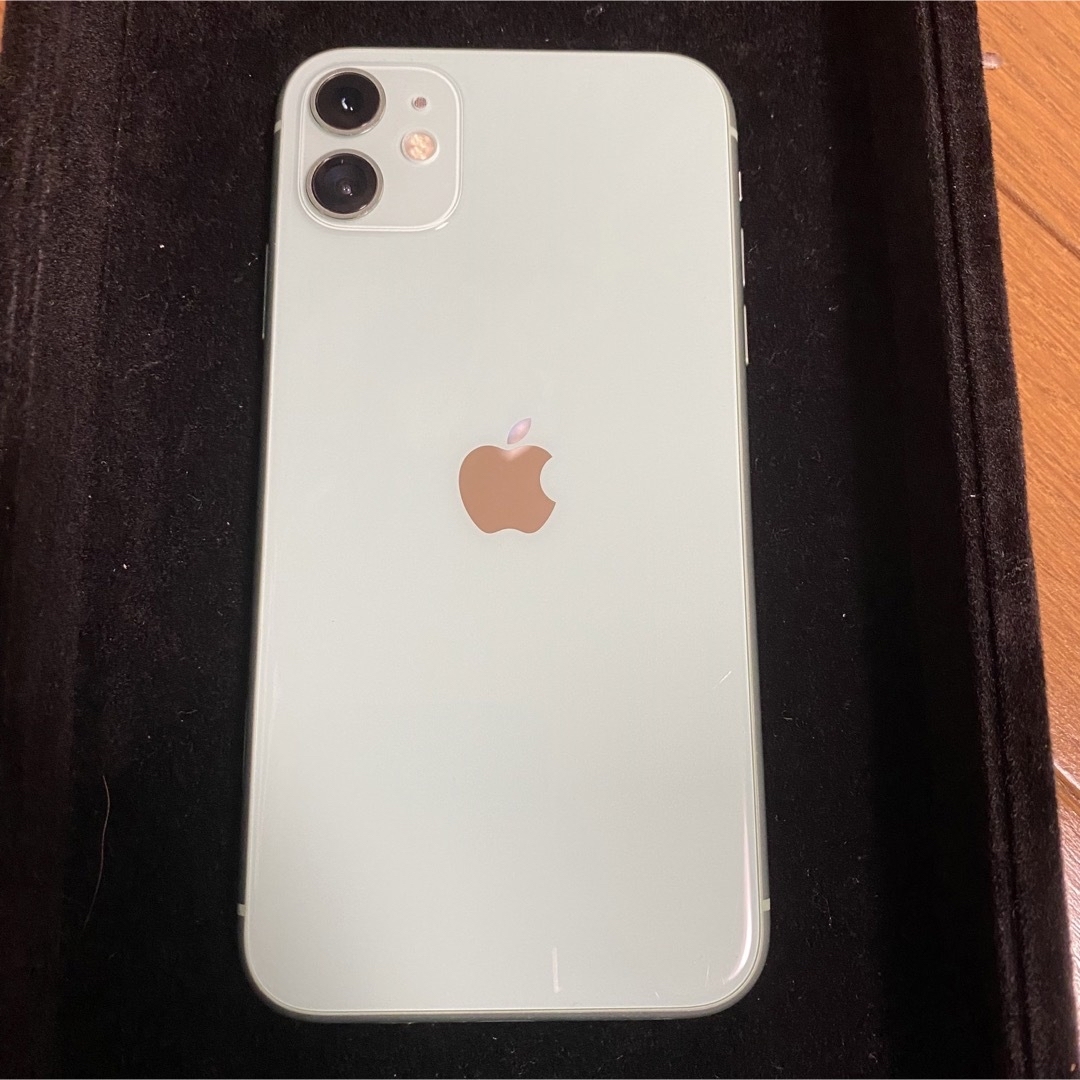 iPhone(アイフォーン)の【画面割れ】iPhone11 グリーン128GB  SIMフリー スマホ/家電/カメラのスマートフォン/携帯電話(スマートフォン本体)の商品写真