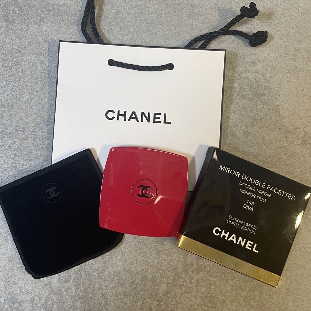 香水サンプルつき】CHANEL ミラー 143 DIVA-
