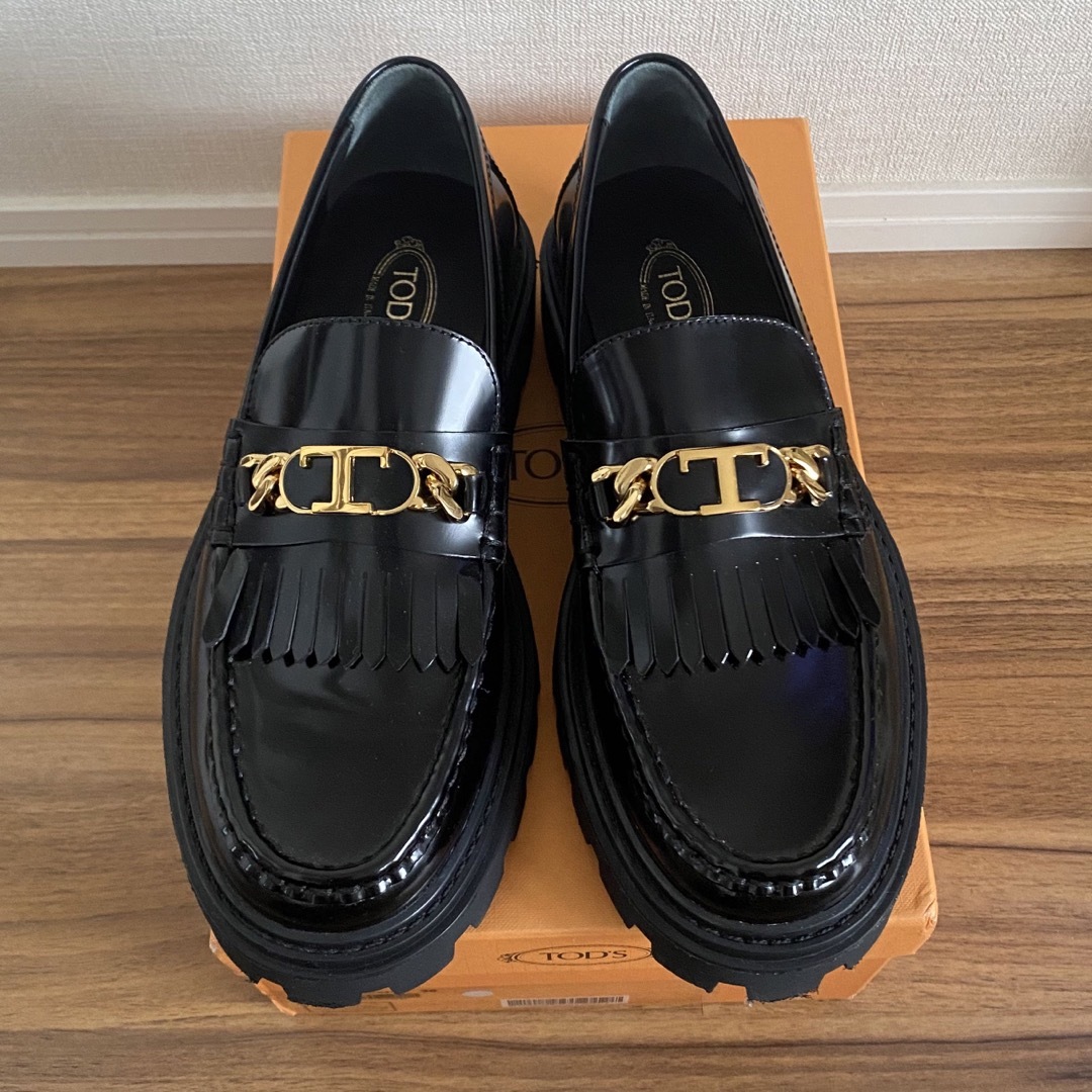 美品 TOD’S トッズ Tタイムレス フリンジ ローファー 37