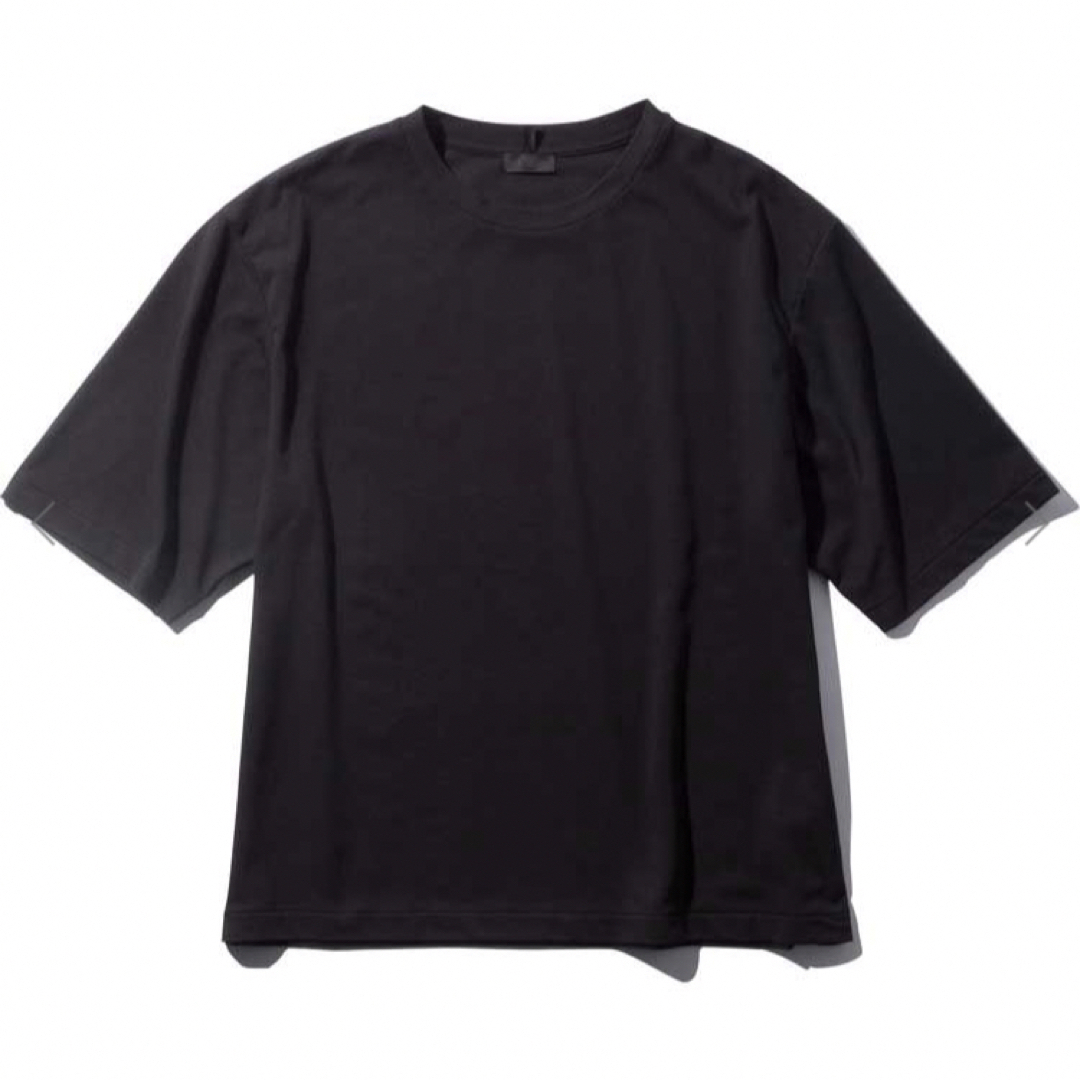 HELLY HANSEN(ヘリーハンセン)の定価8800円・ヘリーハンセン・ユニセックス・Tシャツ・Lサイズ レディースのトップス(Tシャツ(半袖/袖なし))の商品写真