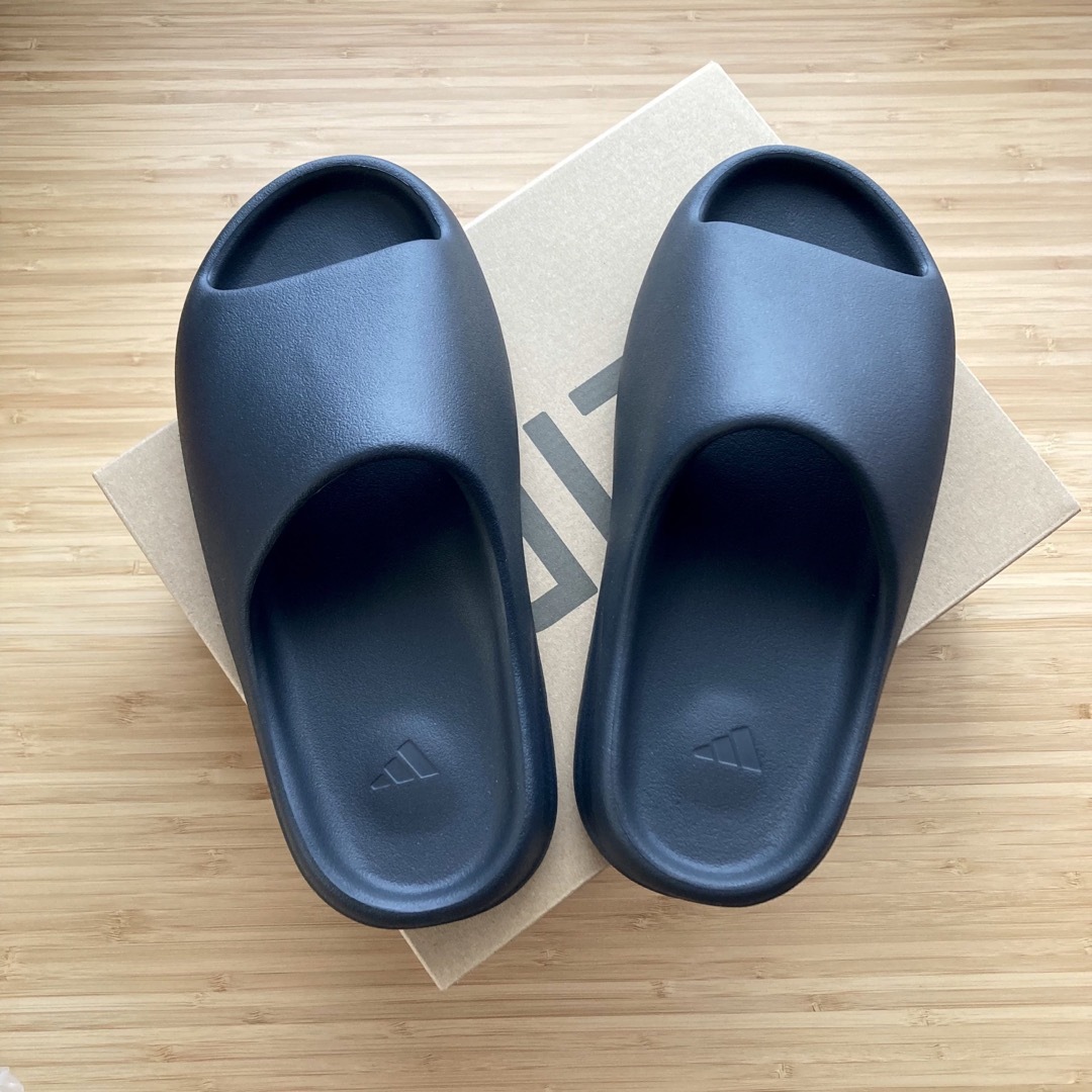 YEEZY SLIDE  ONYX  アディダス　26.5cm