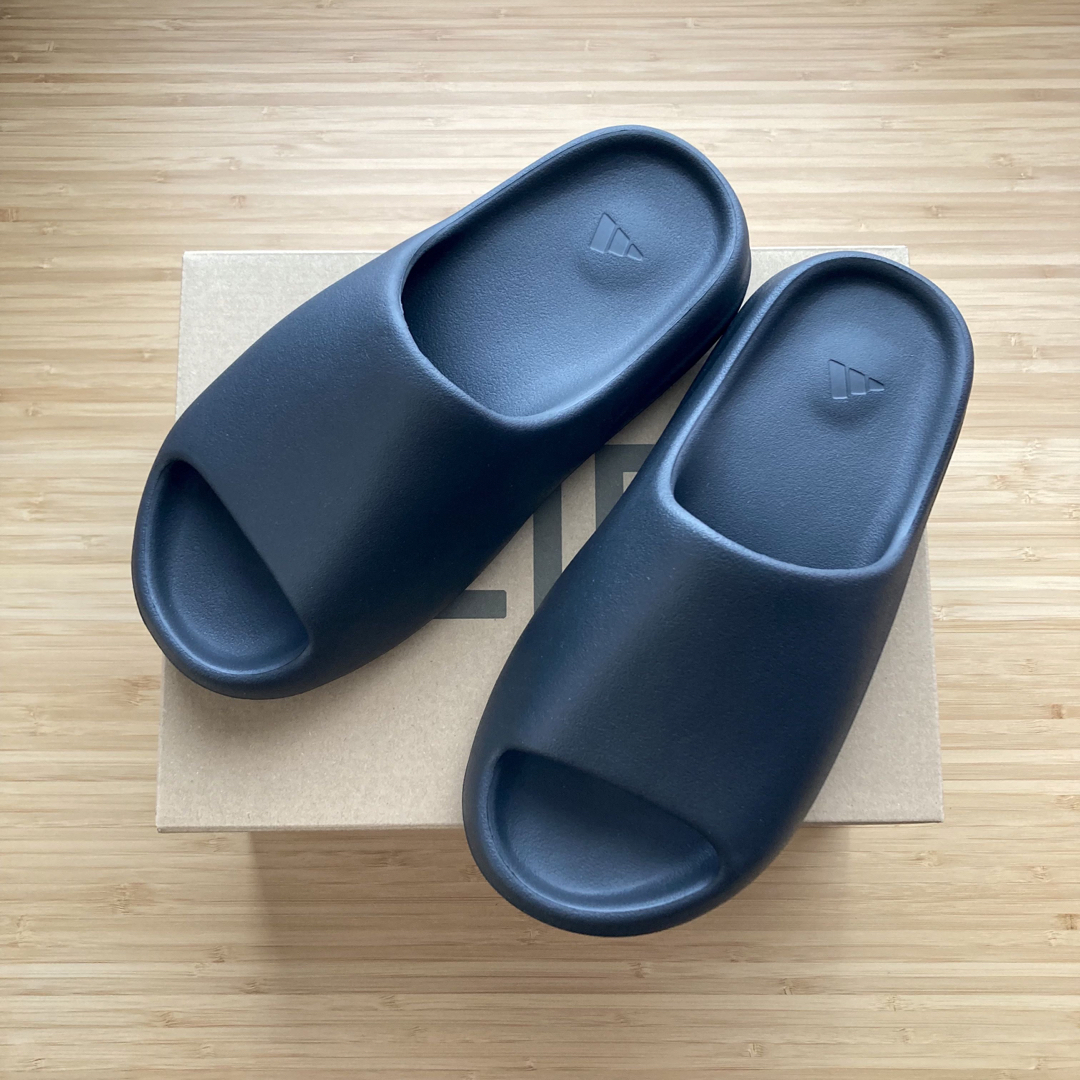 YEEZY SLIDE  ONYX  アディダス　26.5cm