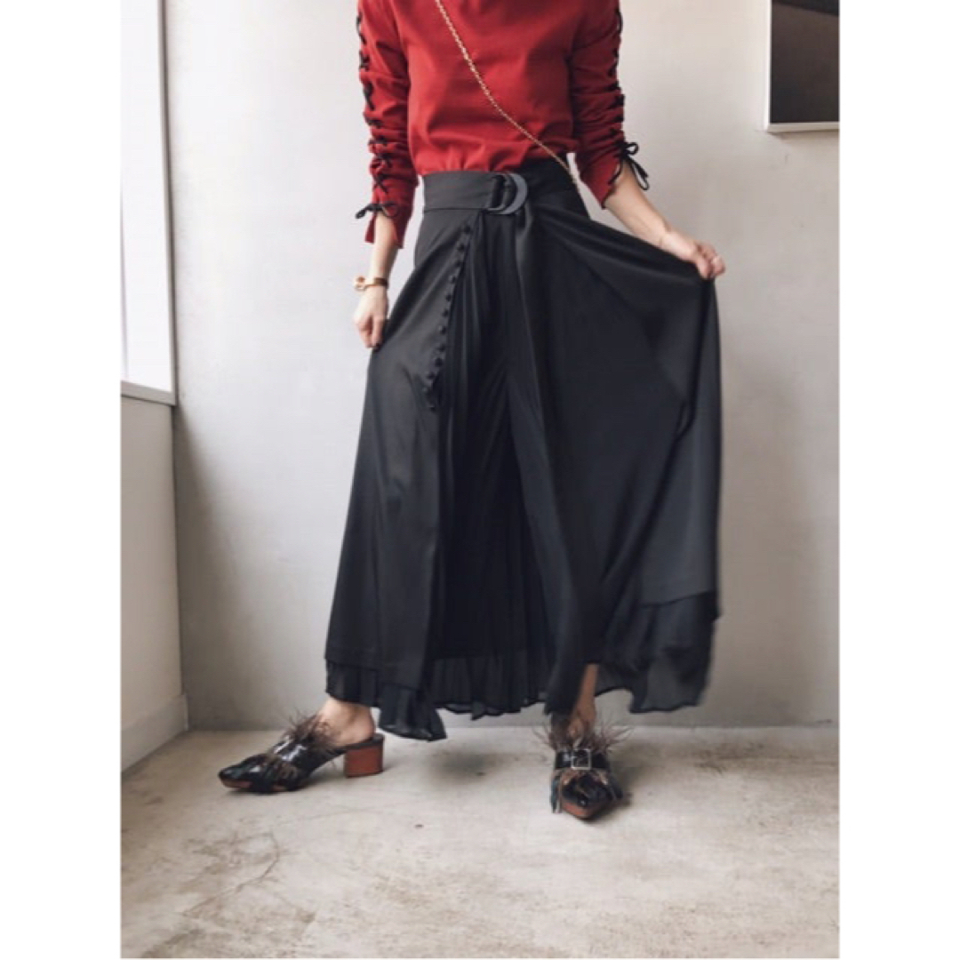 Ameri VINTAGE(アメリヴィンテージ)のAmeri Vintage 2WAY PLEATS PANTS レディースのパンツ(カジュアルパンツ)の商品写真