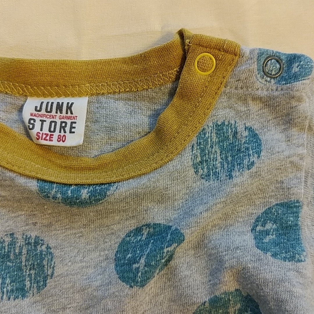 JUNK STORE(ジャンクストアー)のJUNK STORE Tシャツ 80㎝ キッズ/ベビー/マタニティのベビー服(~85cm)(Ｔシャツ)の商品写真