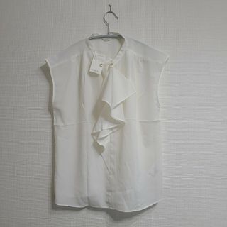 テチチ(Techichi)の【新品未使用タグ付き】テチチ ホワイト ノースリーブ ブラウス(Tシャツ(半袖/袖なし))