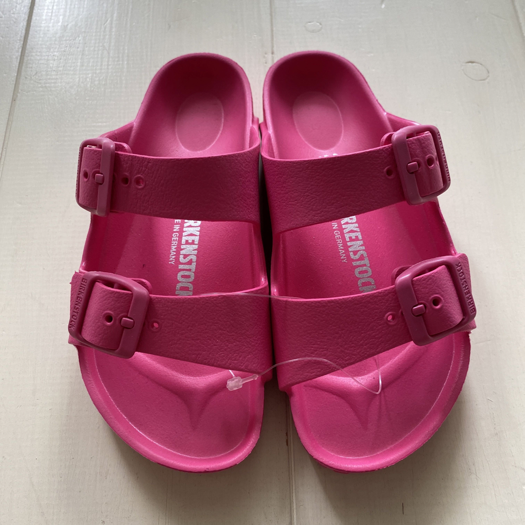 BIRKENSTOCK(ビルケンシュトック)のキッズ　ビルケンシュトック キッズ/ベビー/マタニティのキッズ靴/シューズ(15cm~)(サンダル)の商品写真