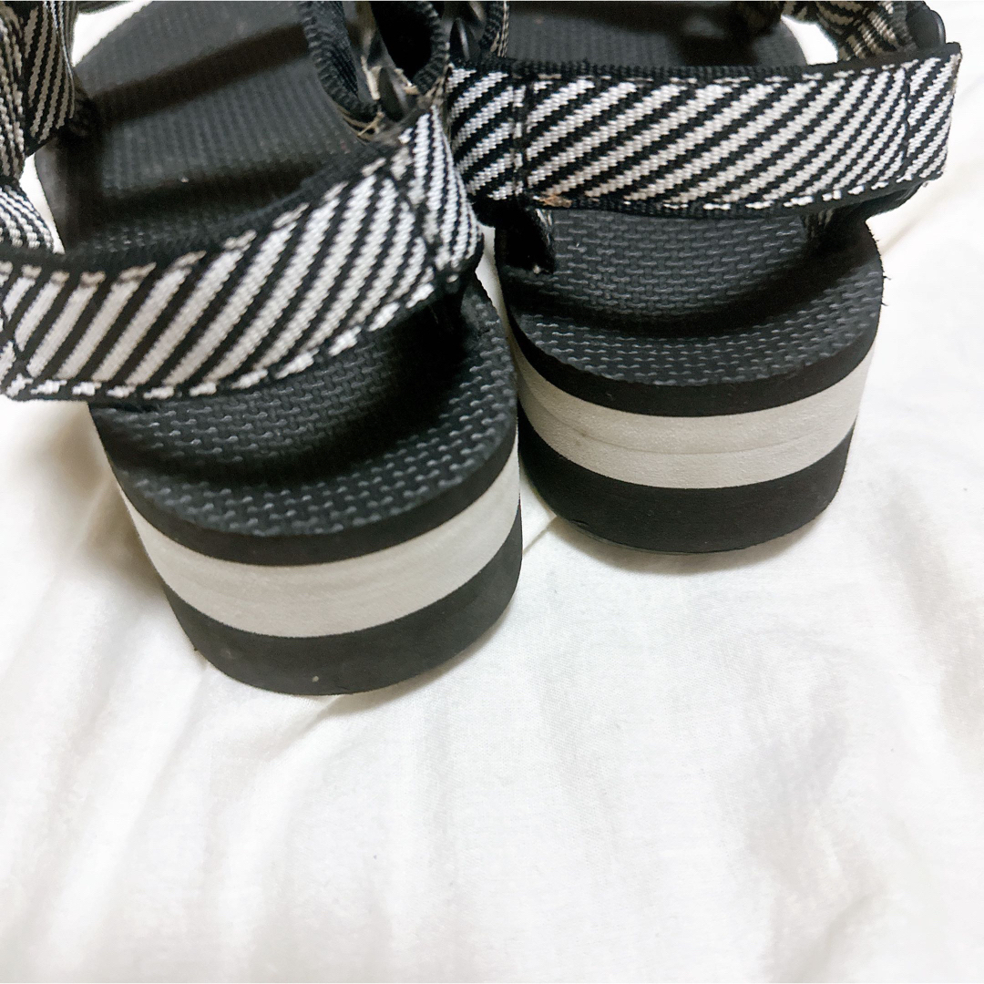 Teva(テバ)のテバ　厚底　ウエッジ サンダル　キャンディストライプ レディースの靴/シューズ(サンダル)の商品写真