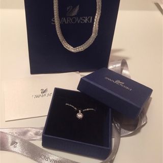 スワロフスキー(SWAROVSKI)のSWAROVSKI✨スワロフスキー💎✨新品一粒ストーンネックレス(ネックレス)