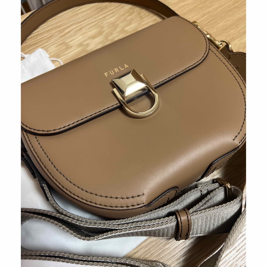 Furla(フルラ)のFURLA バッグ ｜ ブランド バッグ 防水スプレー付き レディースのバッグ(ショルダーバッグ)の商品写真