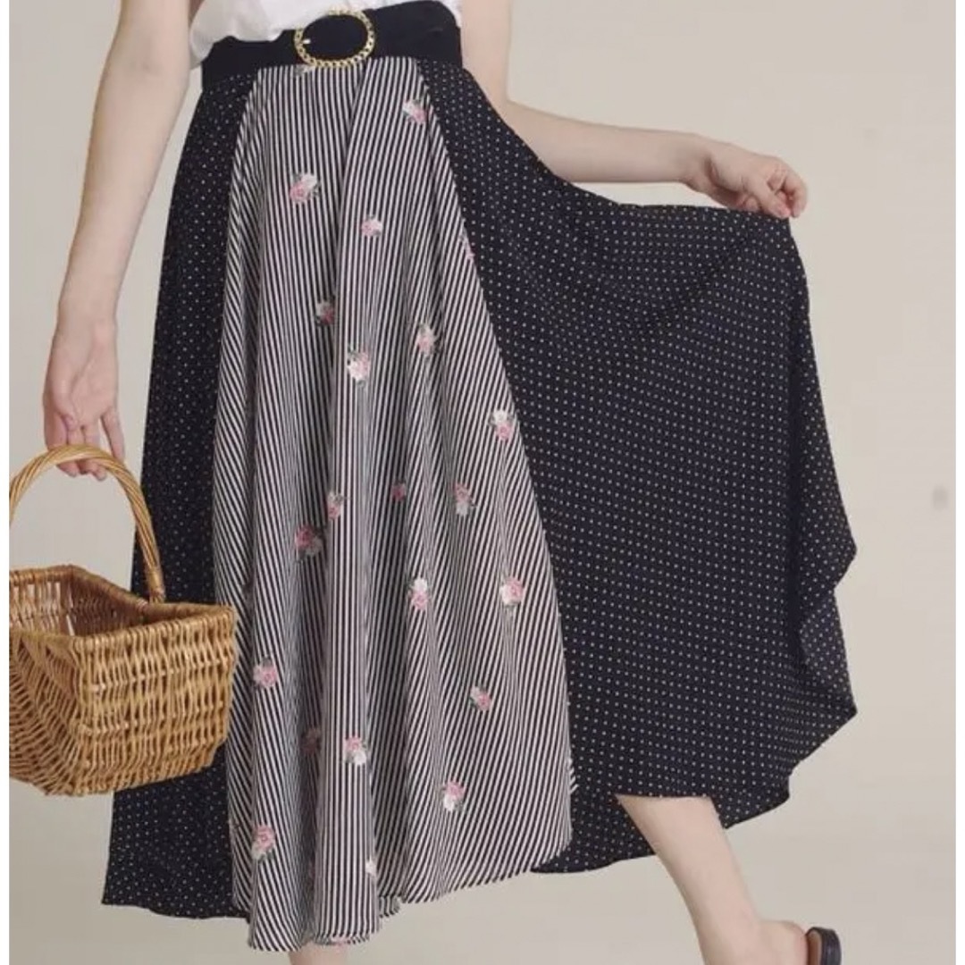 épine(エピヌ)のepine dot×stripe flower skirt レディースのスカート(ロングスカート)の商品写真