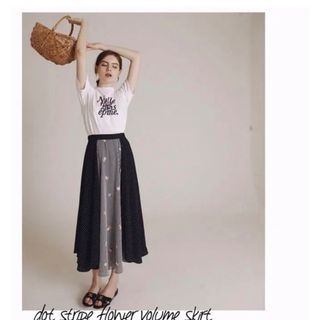 エピヌ(épine)のepine dot×stripe flower skirt(ロングスカート)