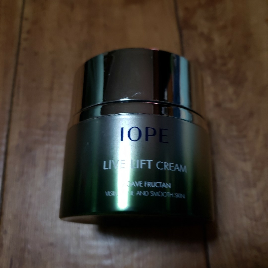 IOPE(アイオペ)のアイオペ　ライブリフトクリーム コスメ/美容のスキンケア/基礎化粧品(フェイスクリーム)の商品写真