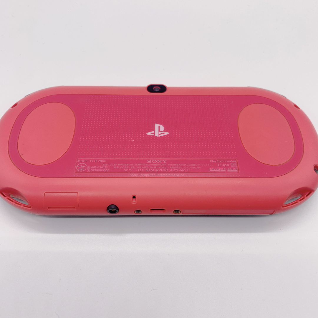 PlayStation Vita(プレイステーションヴィータ)の【即買い歓迎】PlayStation Vita 2000 ピンクブラック エンタメ/ホビーのゲームソフト/ゲーム機本体(携帯用ゲーム機本体)の商品写真