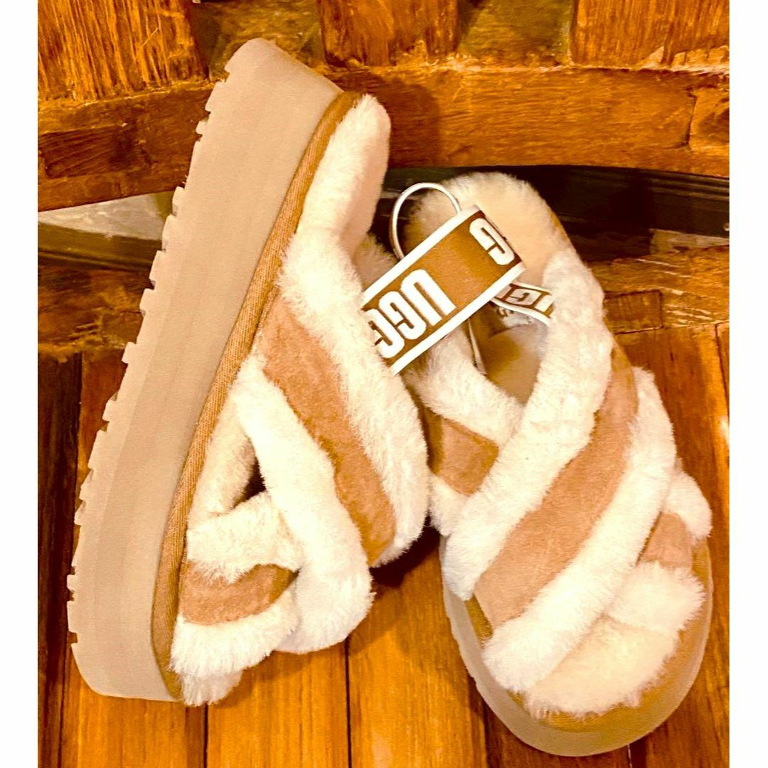 UGG - 完売しました。。✨②展示品✨23cm✨UGG✨DISCO CROSS SLIDEの