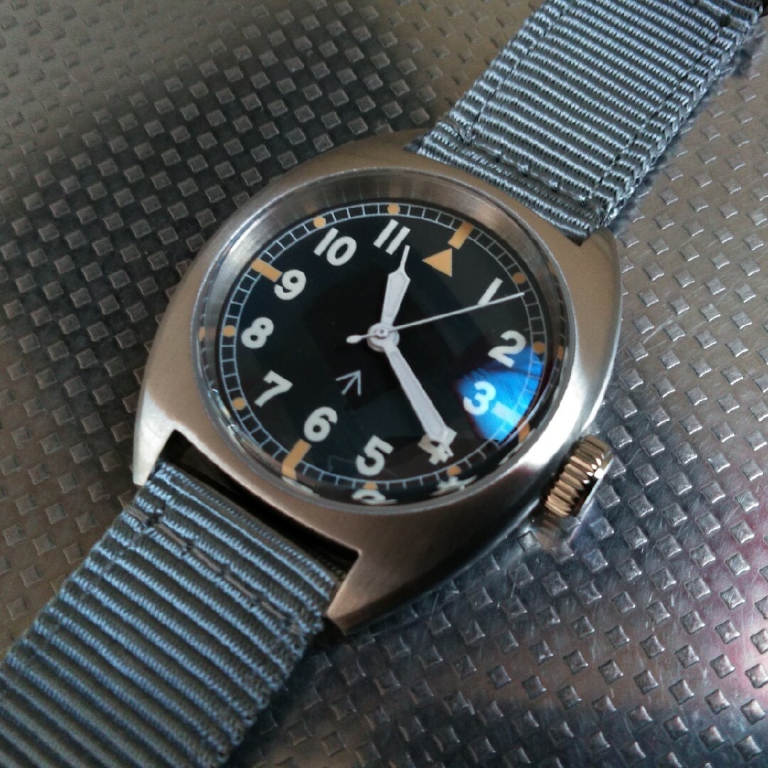 6BB W10 ミリタリーウォッチ 腕時計 ／ オートマチック 自動巻き 未使用