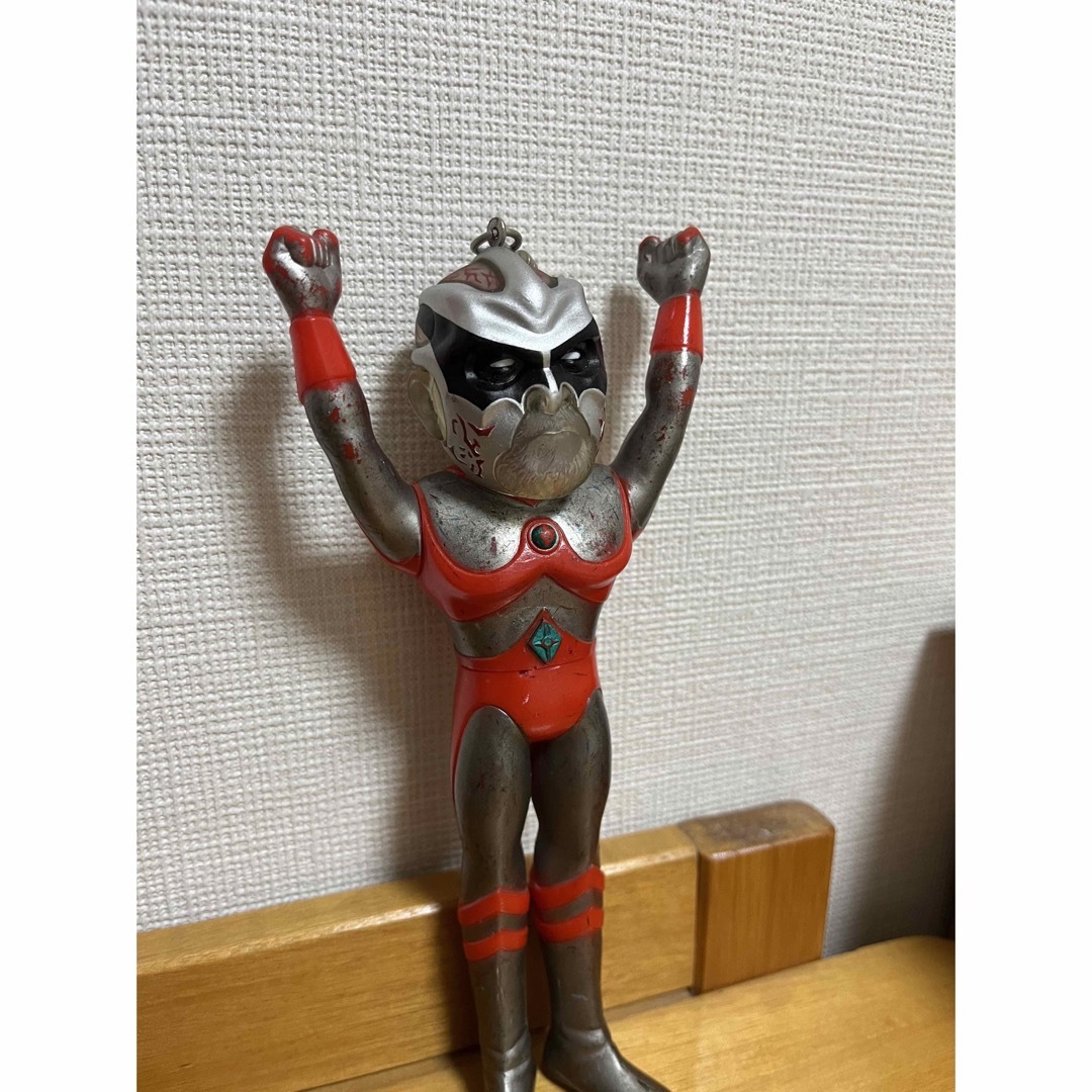 ウルトラマンソフビ　グレートムタソフビ　ムタトラマン