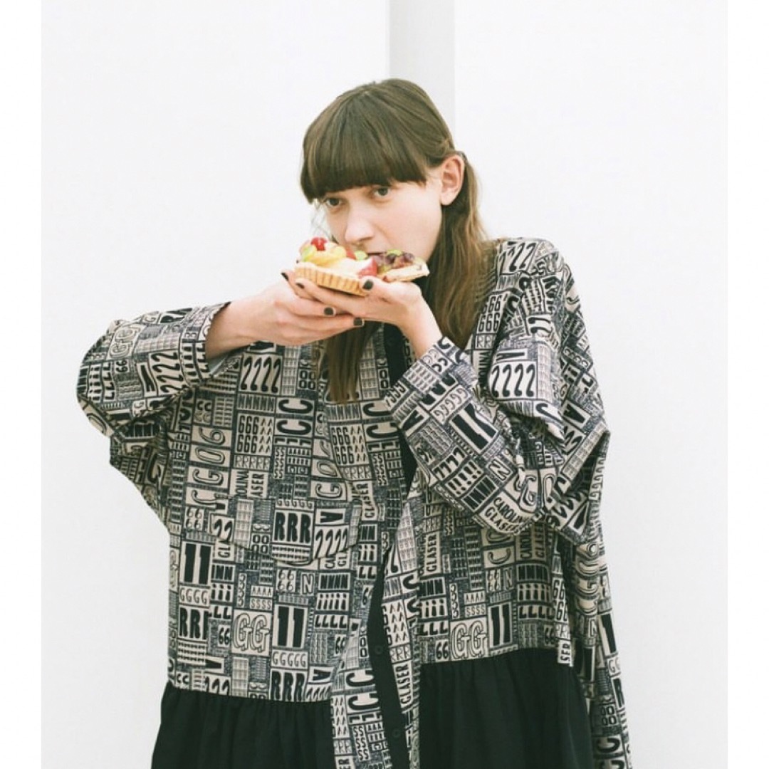 CAROLINA GLASER - 新品☆CAROLINA GLASER ロゴプリント シャツ