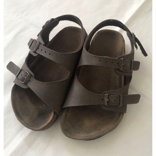 ビルケンシュトック(BIRKENSTOCK)のBIRKENSTOK サンダル 18センチ ブラウン系(サンダル)