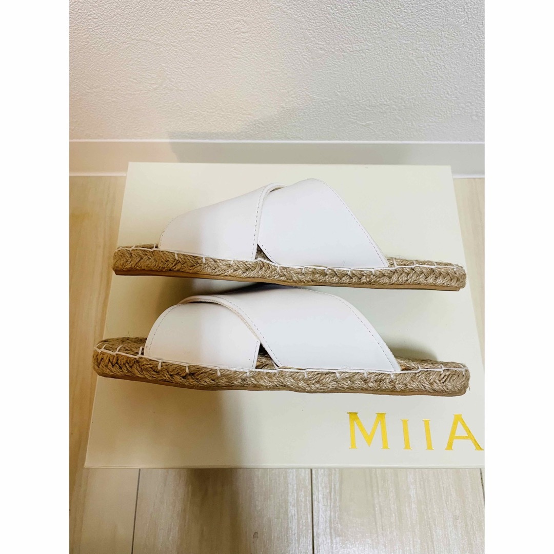 MIIA(ミーア)のMIIA クロスサンダル レディースの靴/シューズ(サンダル)の商品写真