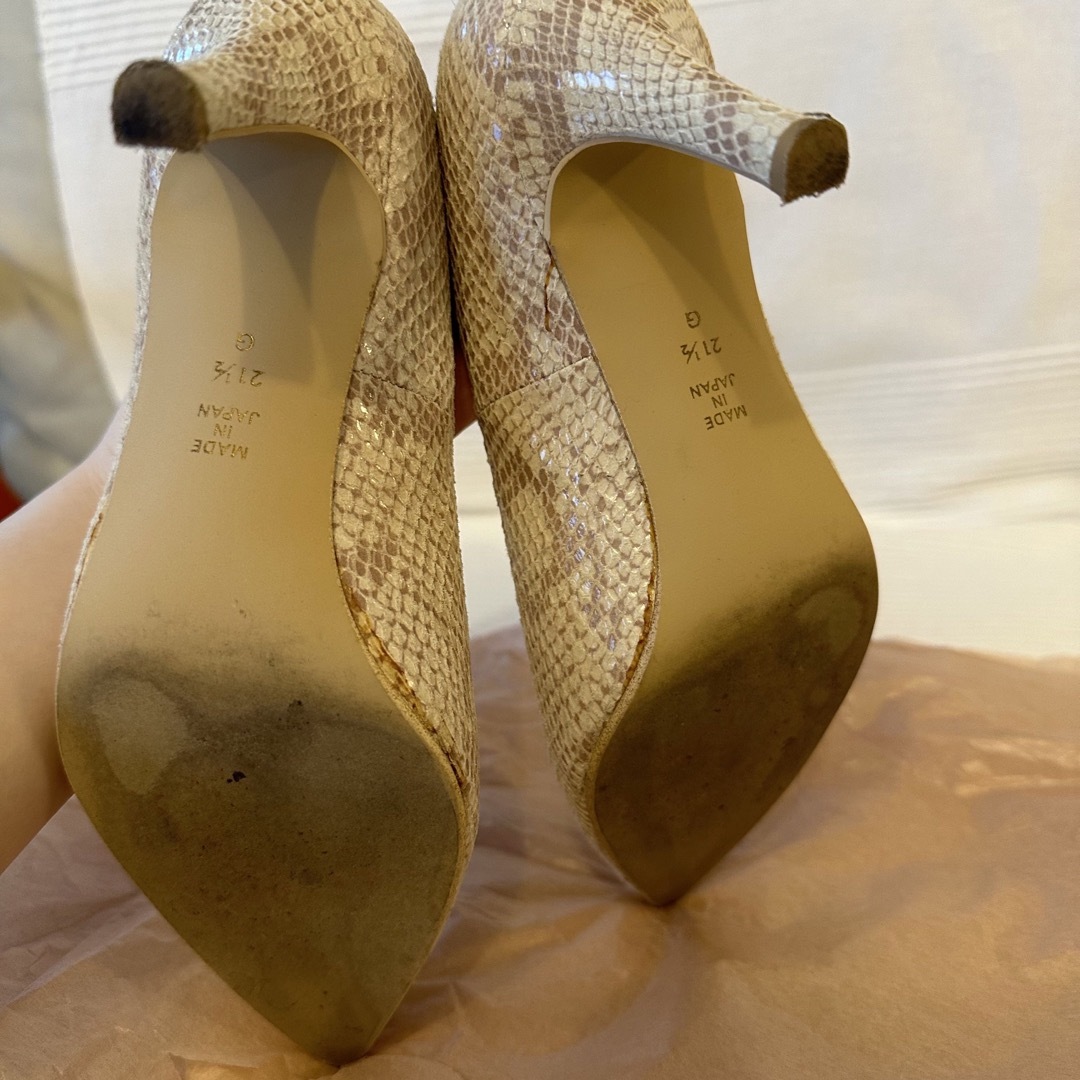 DIANA(ダイアナ)の美品 ダイアナ パンプス21.5センチ レディースの靴/シューズ(ハイヒール/パンプス)の商品写真