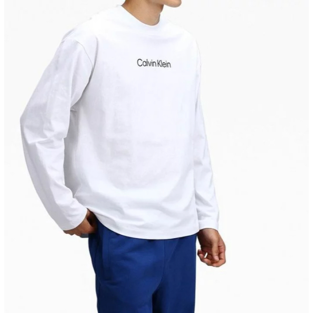 Calvin Klein(カルバンクライン)のCalvin KleinロングTシャツ男女兼用 レディースのトップス(Tシャツ(半袖/袖なし))の商品写真