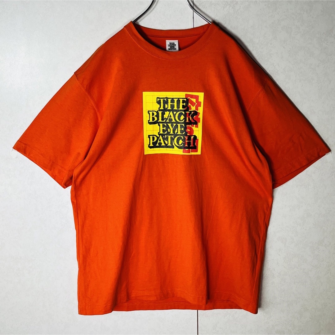 【人気Lサイズ】ブラックアイパッチ ビックロゴ 広告の品 入手困難 Tシャツ