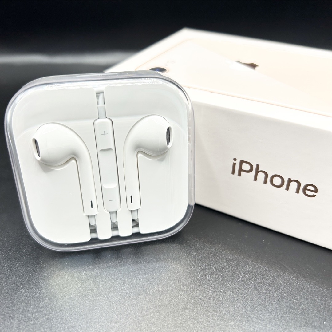 Apple - 刻印確認済【新品未使用】iPhone純正イヤホンジャック Apple - 刻印確認済【新品未使用】iPhone純正イヤホンジャック