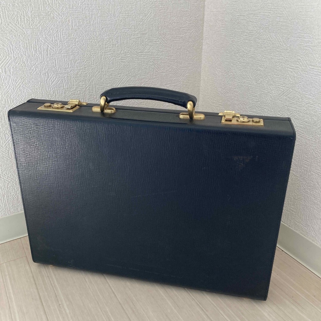 新品入荷 バーバリー/アタッシュケース黒 ビジネスバッグ