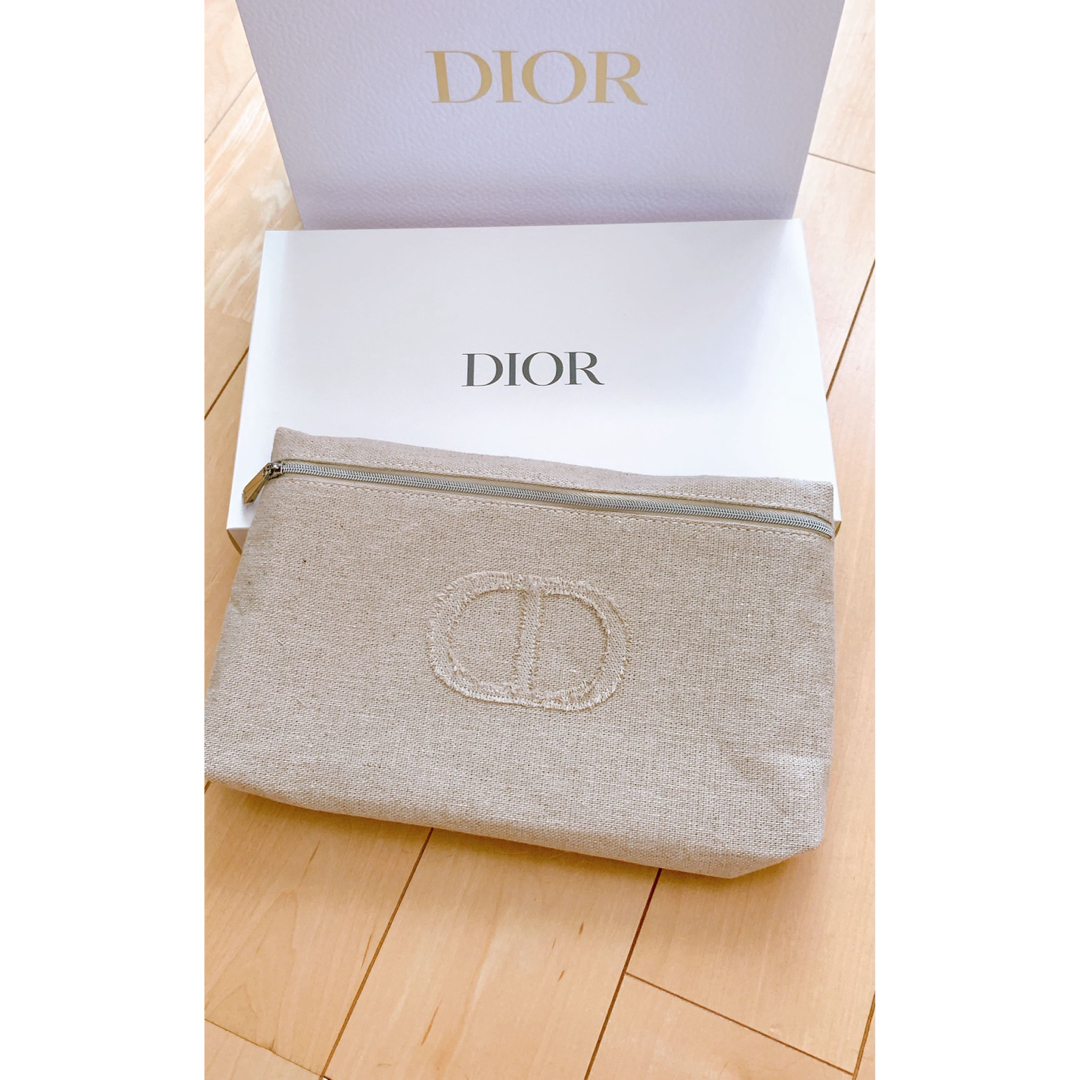 Dior DIOR ノベルティポーチ 2023夏限定の通販 by りー's shop｜ディオールならラクマ